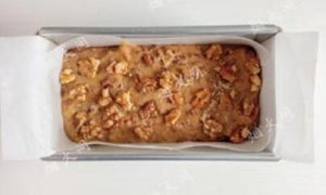 Jujube walnut cake