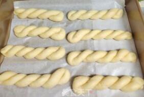 Honey egg twist