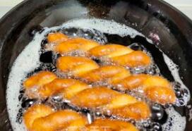 Honey egg twist