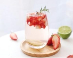 strawberry sparkling water