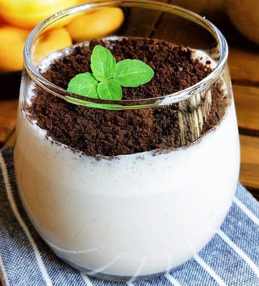 Oreo Banana Smoothie