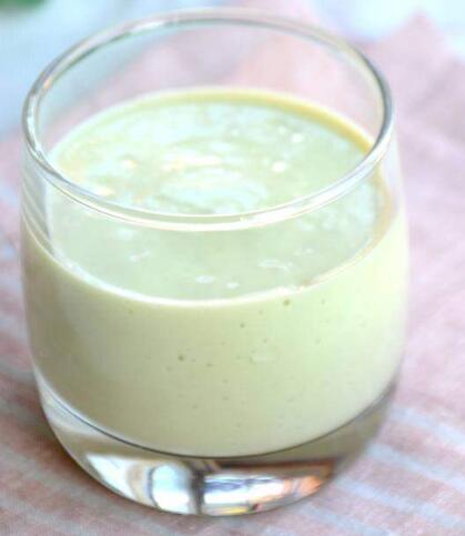 Avocado Banana Smoothie