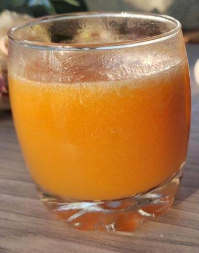 Carrot and Snow Pear Juice