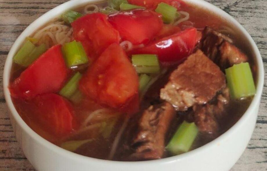 Tomato Beef Noodles