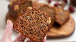 Jujube walnut cake