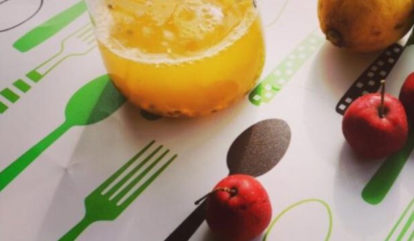 Passion fruit honey tea