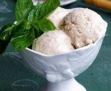 Banana oatmeal ice cream